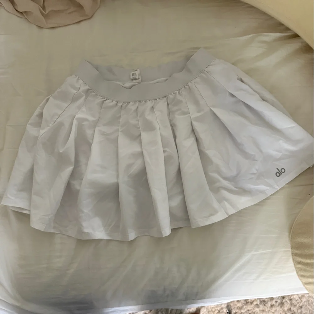 ALO Yoga White Athletic Skirt